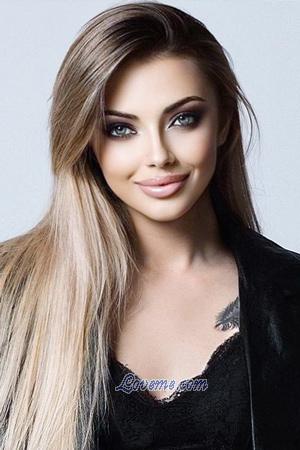 204104 - Anastasia Age: 25 - Russia