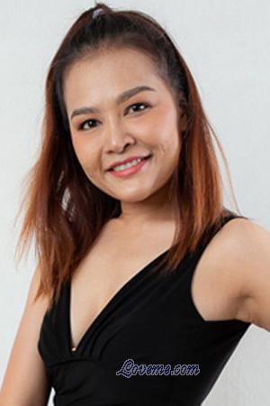 215586 - Wadsana Age: 33 - Thailand