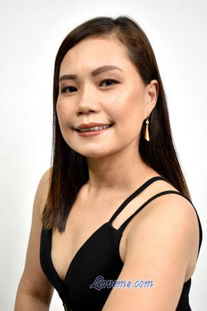 215951 - Marichil Age: 35 - Philippines