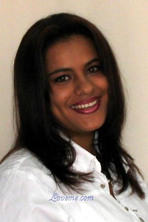 62002 - Monica Viviana Age: 27 - Colombia