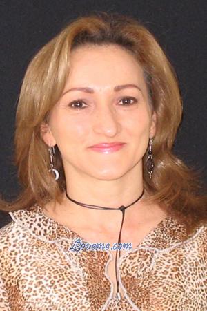 62355 - Claudia Age: 42 - Colombia