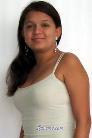 75916 - Luz Elena Age: 23 - Colombia