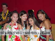 051-filipino-women