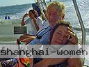 cartagena-women-boat-1104-25